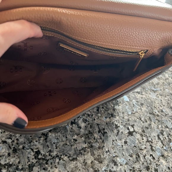 Tory Burch Britten Flap Shoulder bag/crossbody - Picture 6 of 11